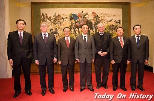 2003年8月27日朝核六方会谈第一轮在北京举行(2024-8-27已更新)