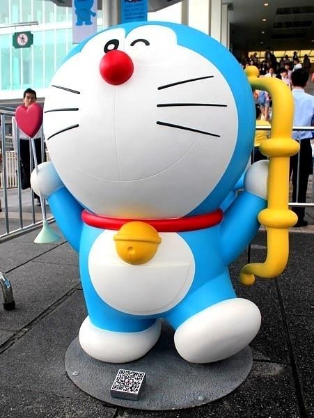 日本著名动漫《多啦A梦》中的机器猫出生