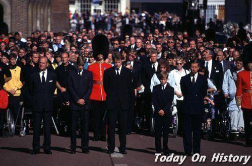 1997年9月6日戴安娜的葬礼在伦敦举行(2024-9-6已更新)