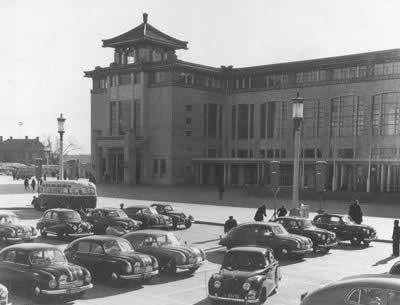 新中国北京火车站建成