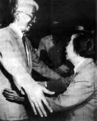 1988年9月15日邓颖超会见台湾“立法委员”胡秋原(2024-9-15已更新)