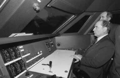 1981年9月22日高速火车在法国首次露面(2024-9-22已更新)